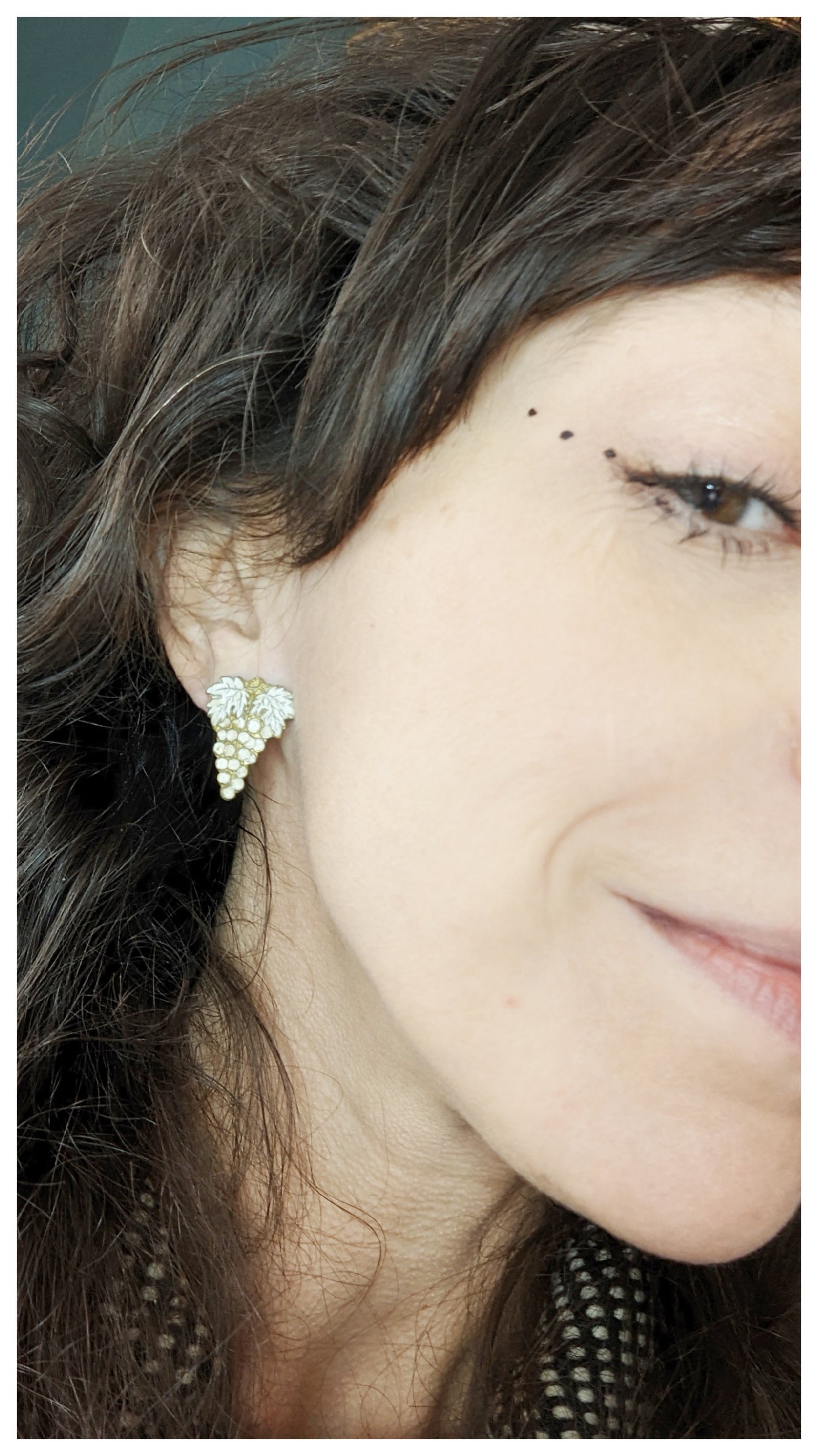 Boucles clips grappe de raisons crème 50s