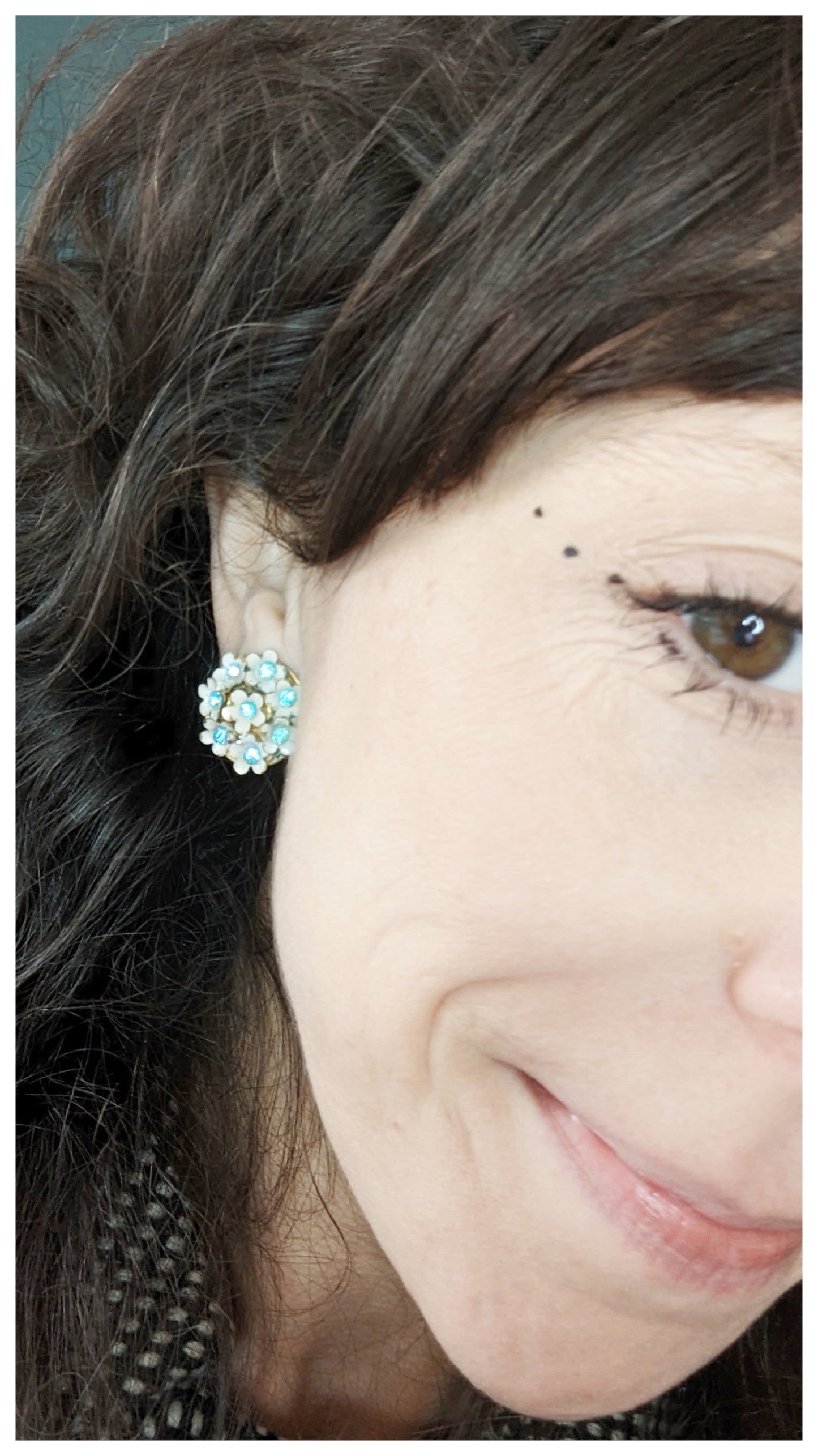 Boucles clips rones à fleurs et strass turquoise 50s