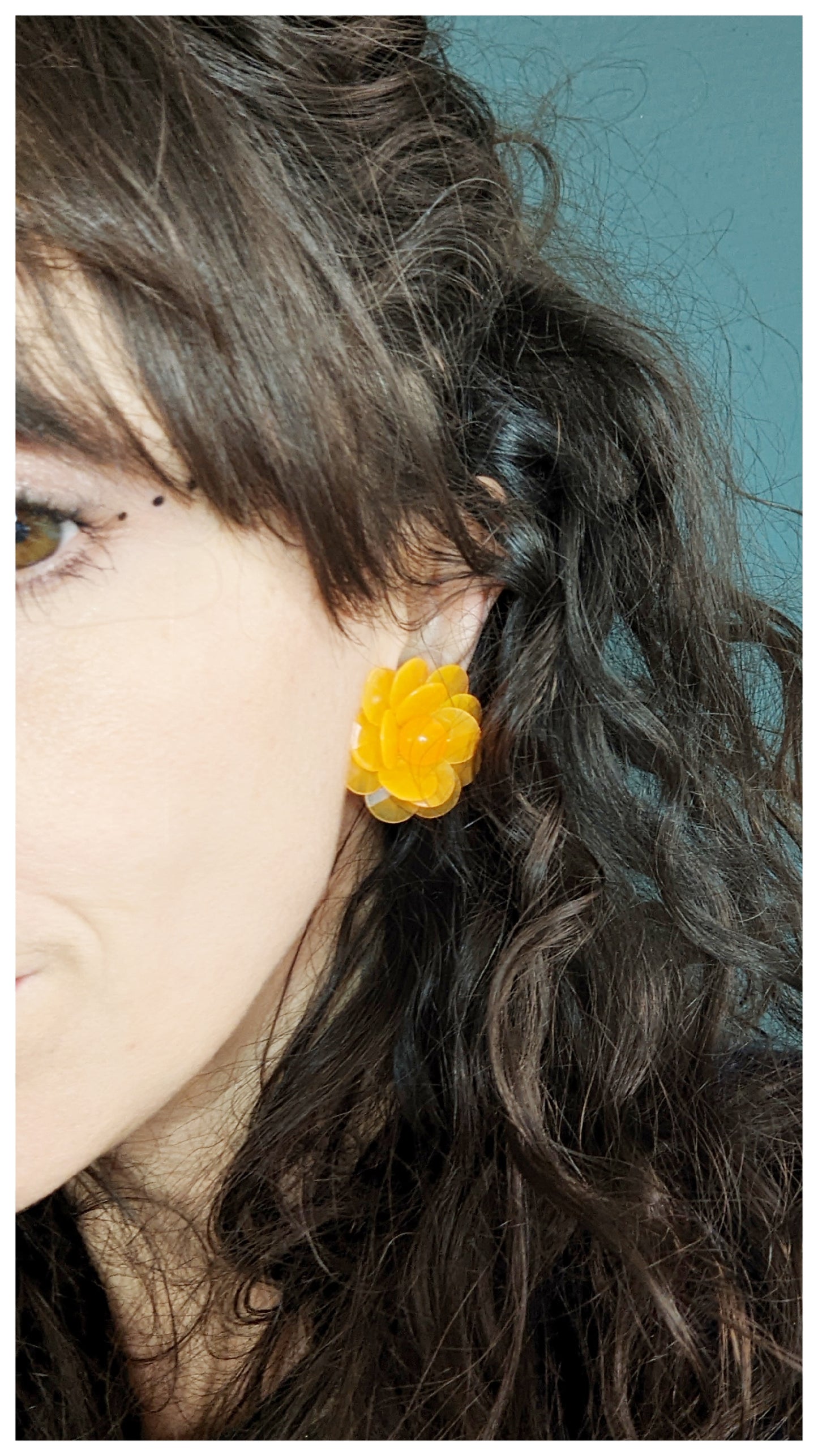 Boucles clips fleurs oranges 60s