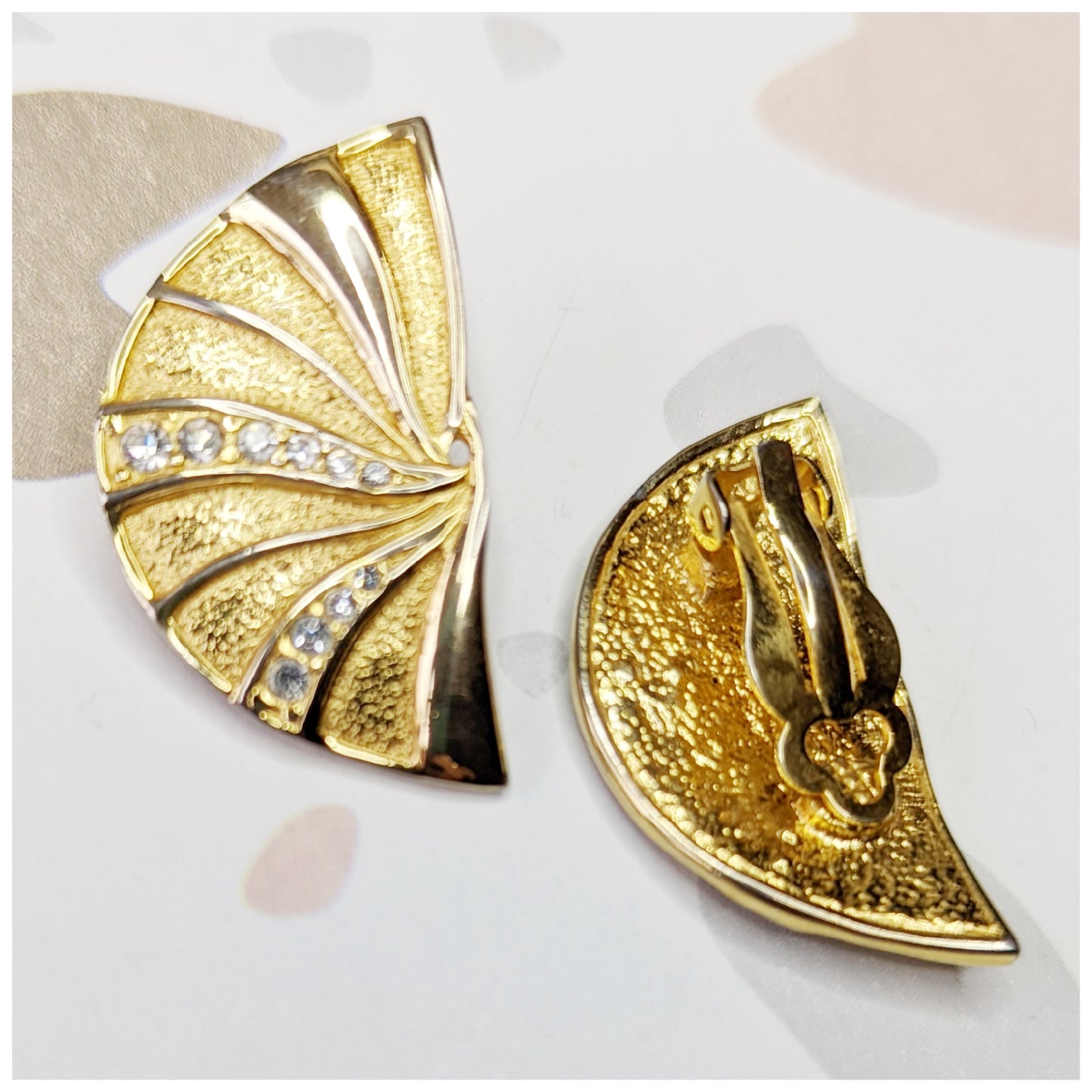 Boucles clips lune et strass 90s
