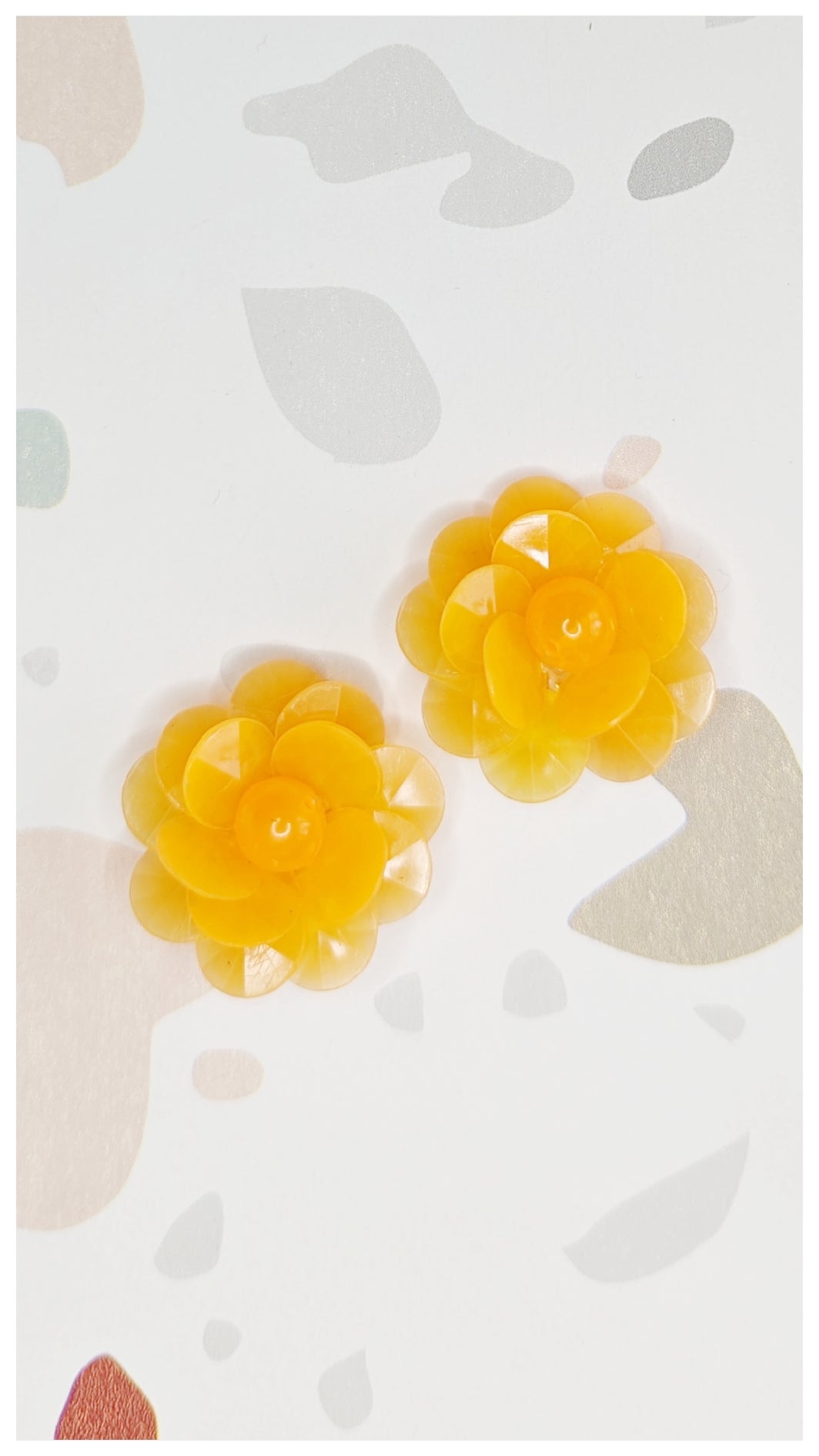 Boucles clips fleurs oranges 60s