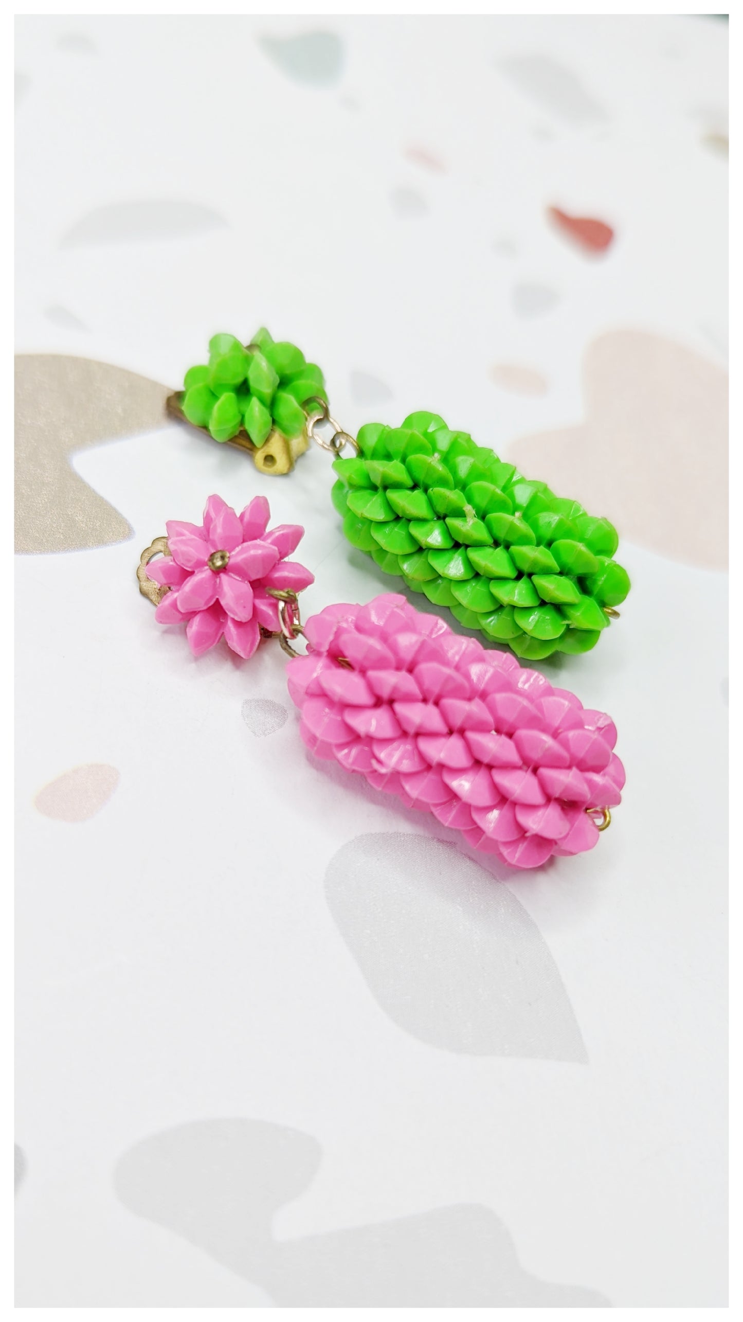 Boucles clips bicolores 60s
