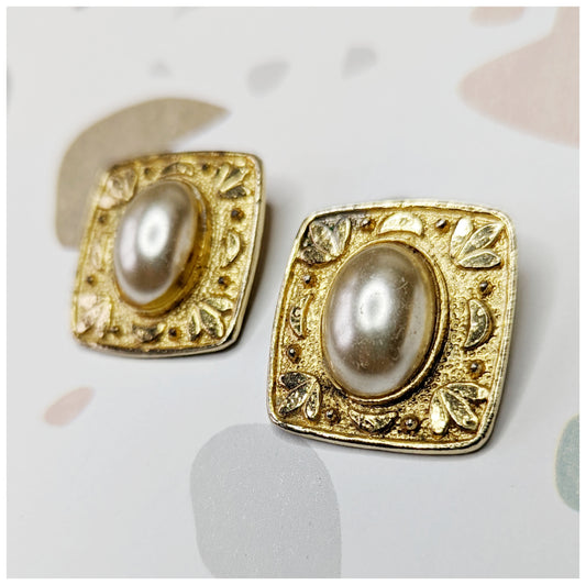 Boucles clips carrées avec perles 90s