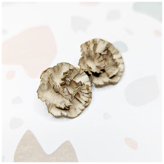 Broche à fleurs crème 40's