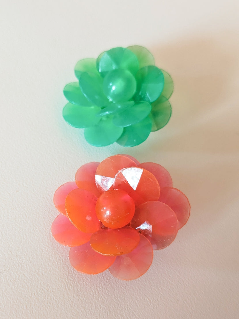 Boucles clips fleurs bicolores 60s