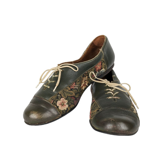 Derbies avec tapisseries 90s