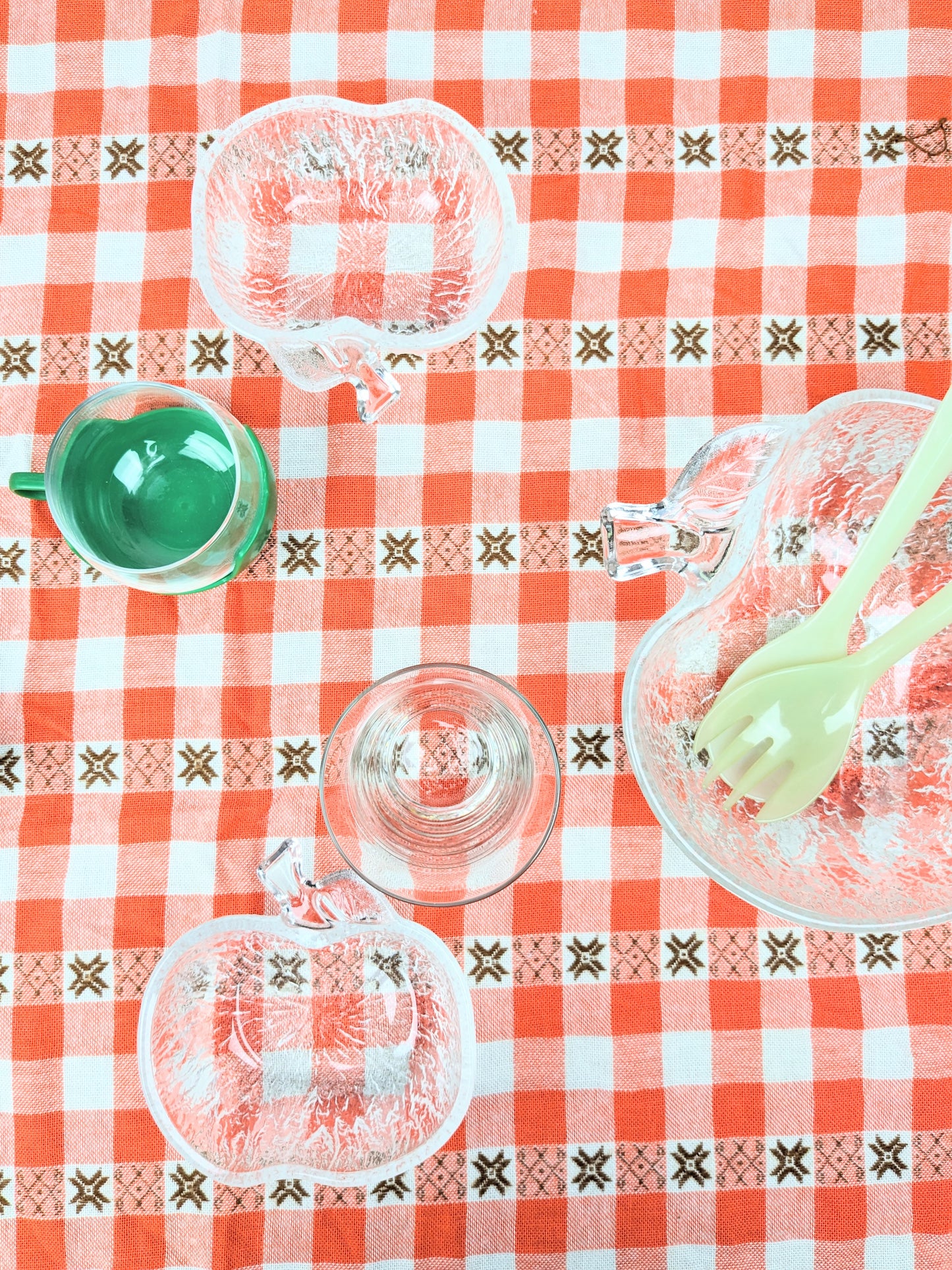 Couverts à salade vert clair 70s