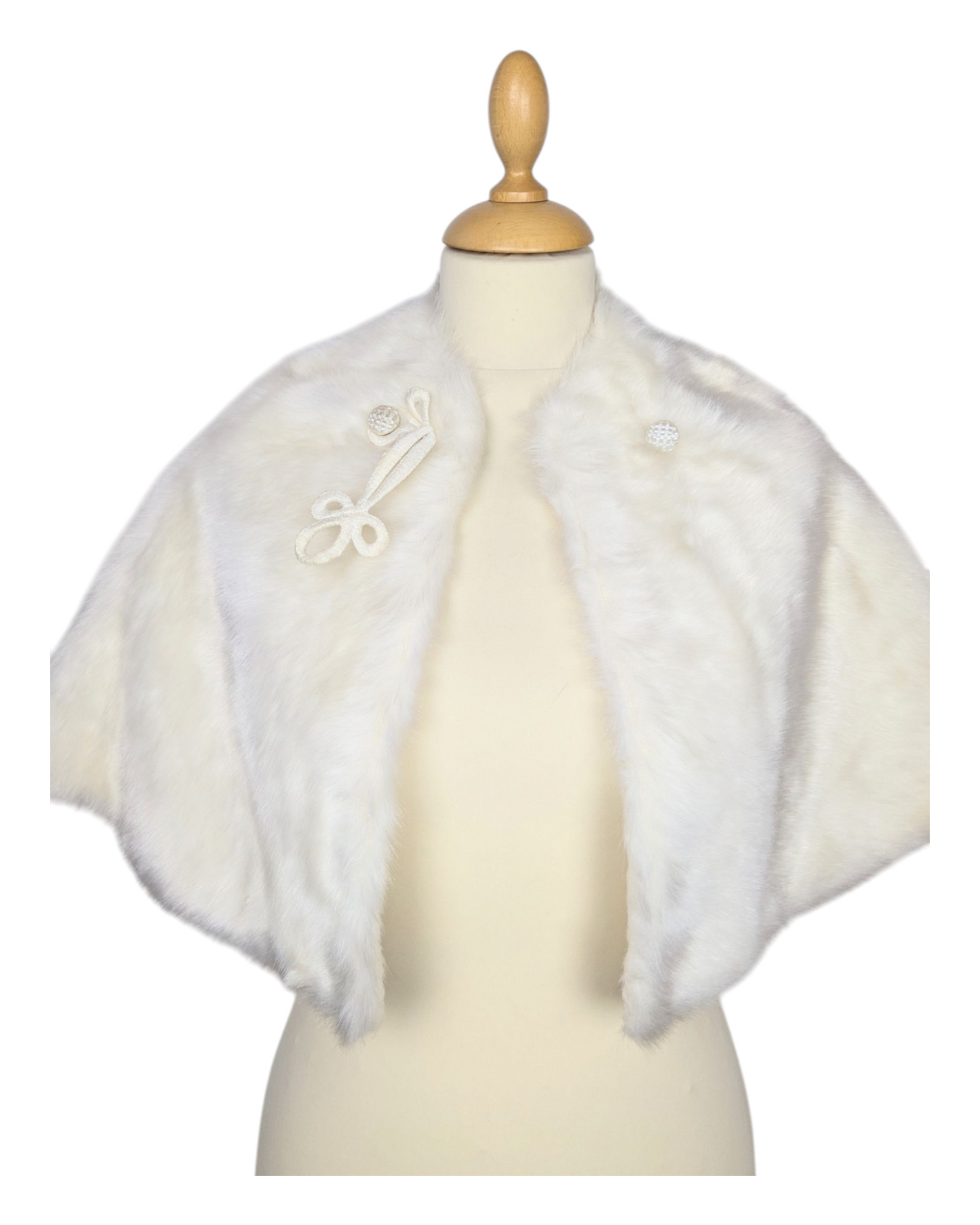 Capeline blanche 60s