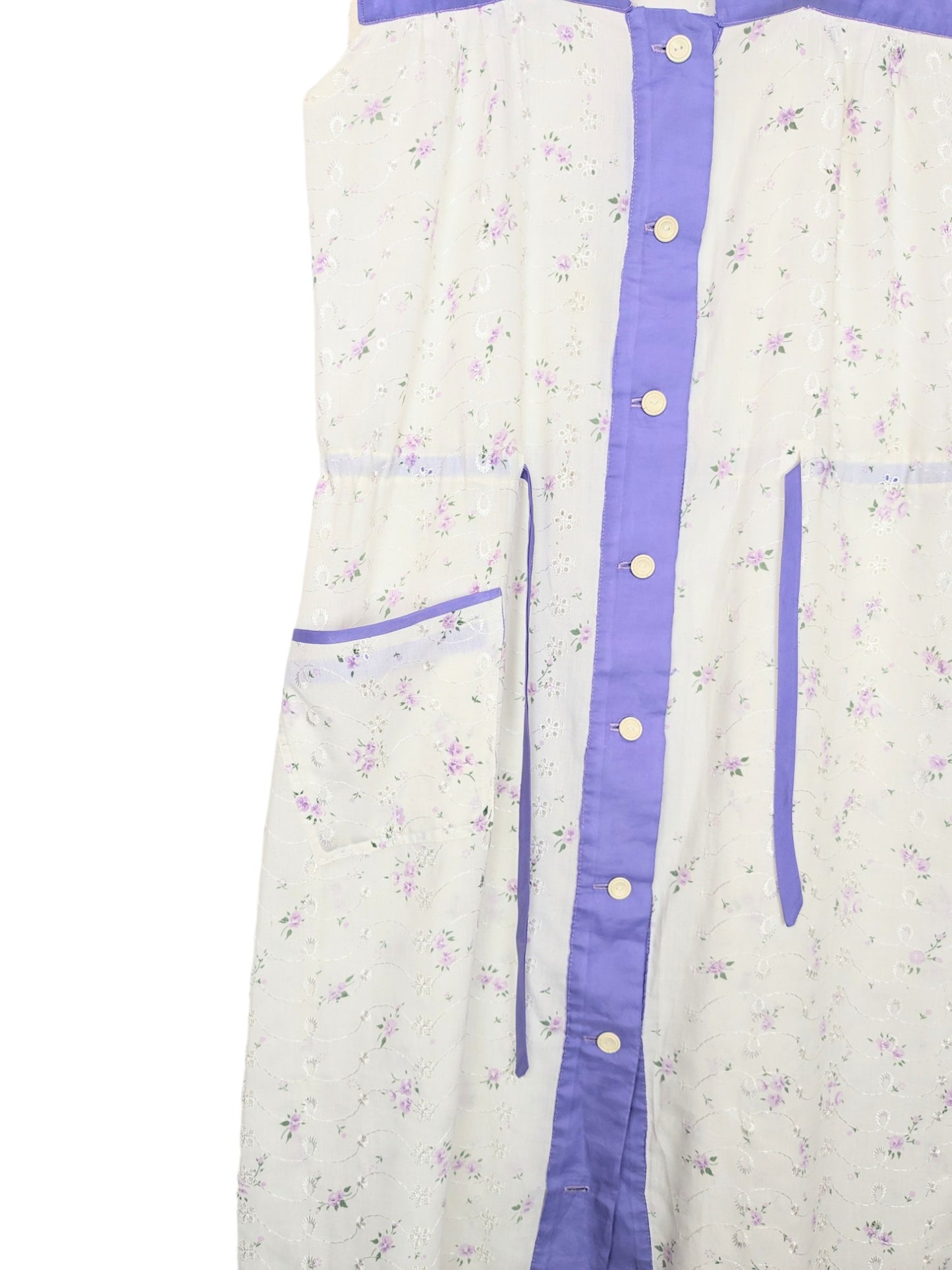 Robe brodée lilas 80s