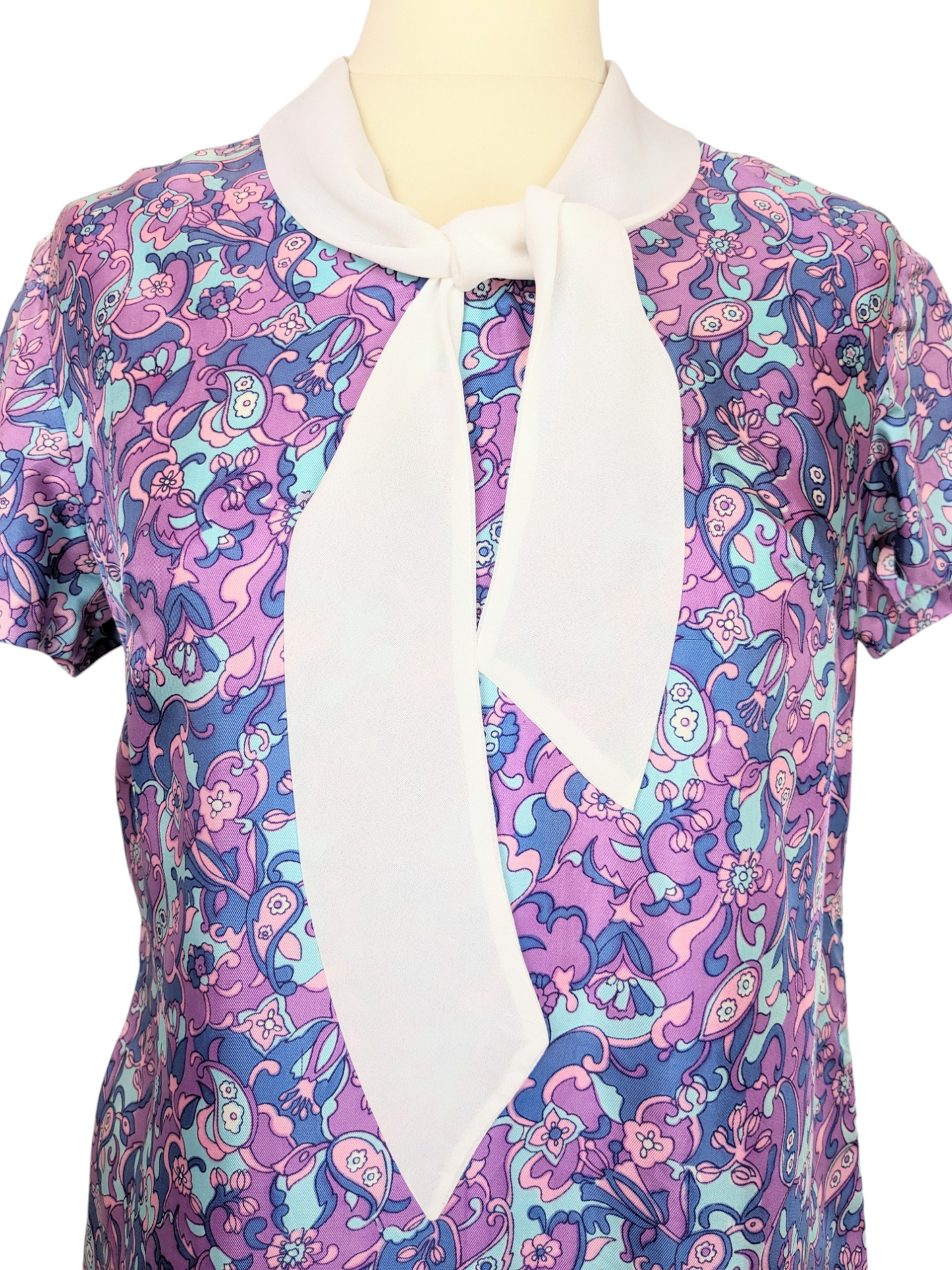 Robe psychédélique 60s