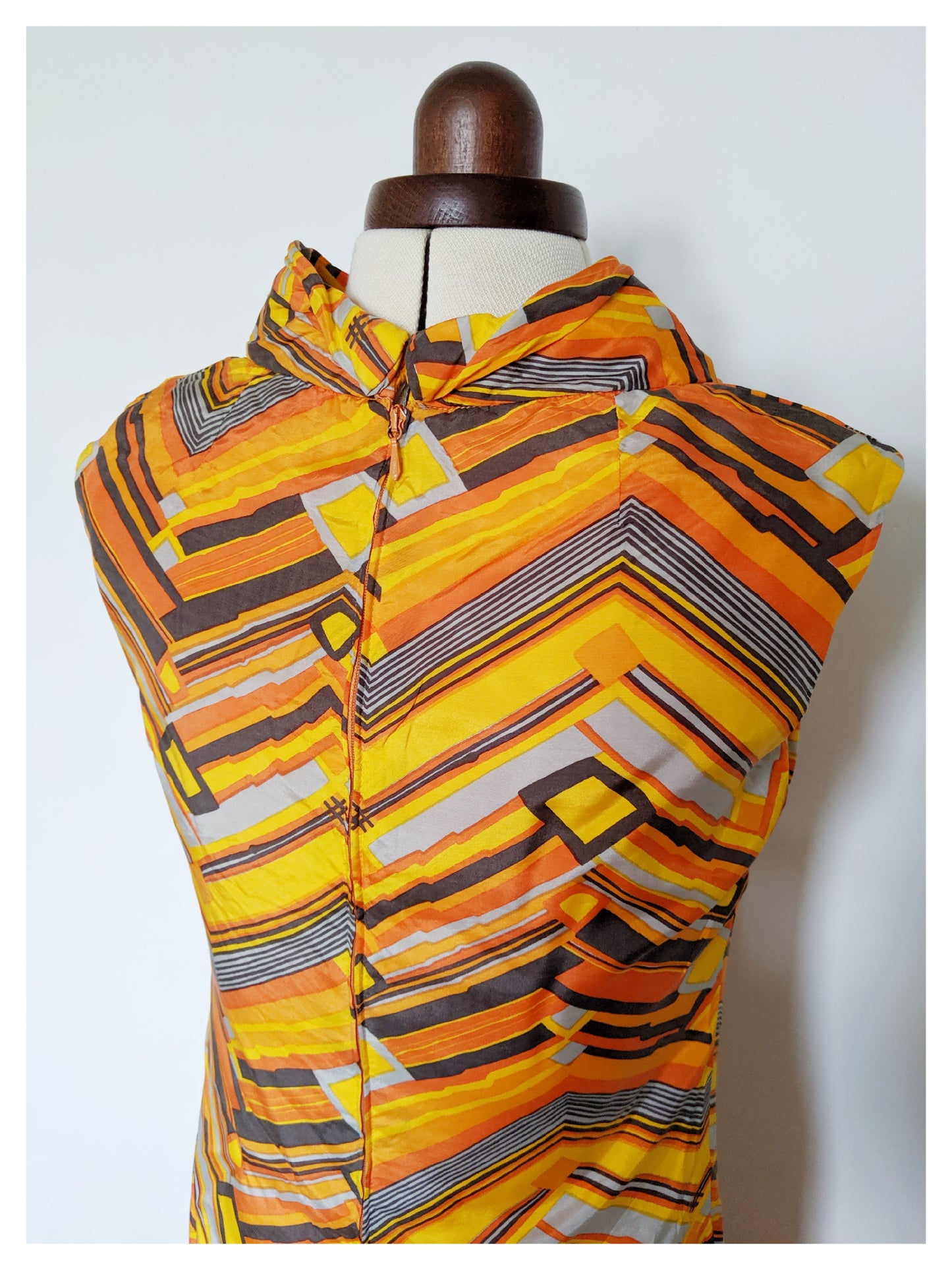 Robe géométrique 60's
