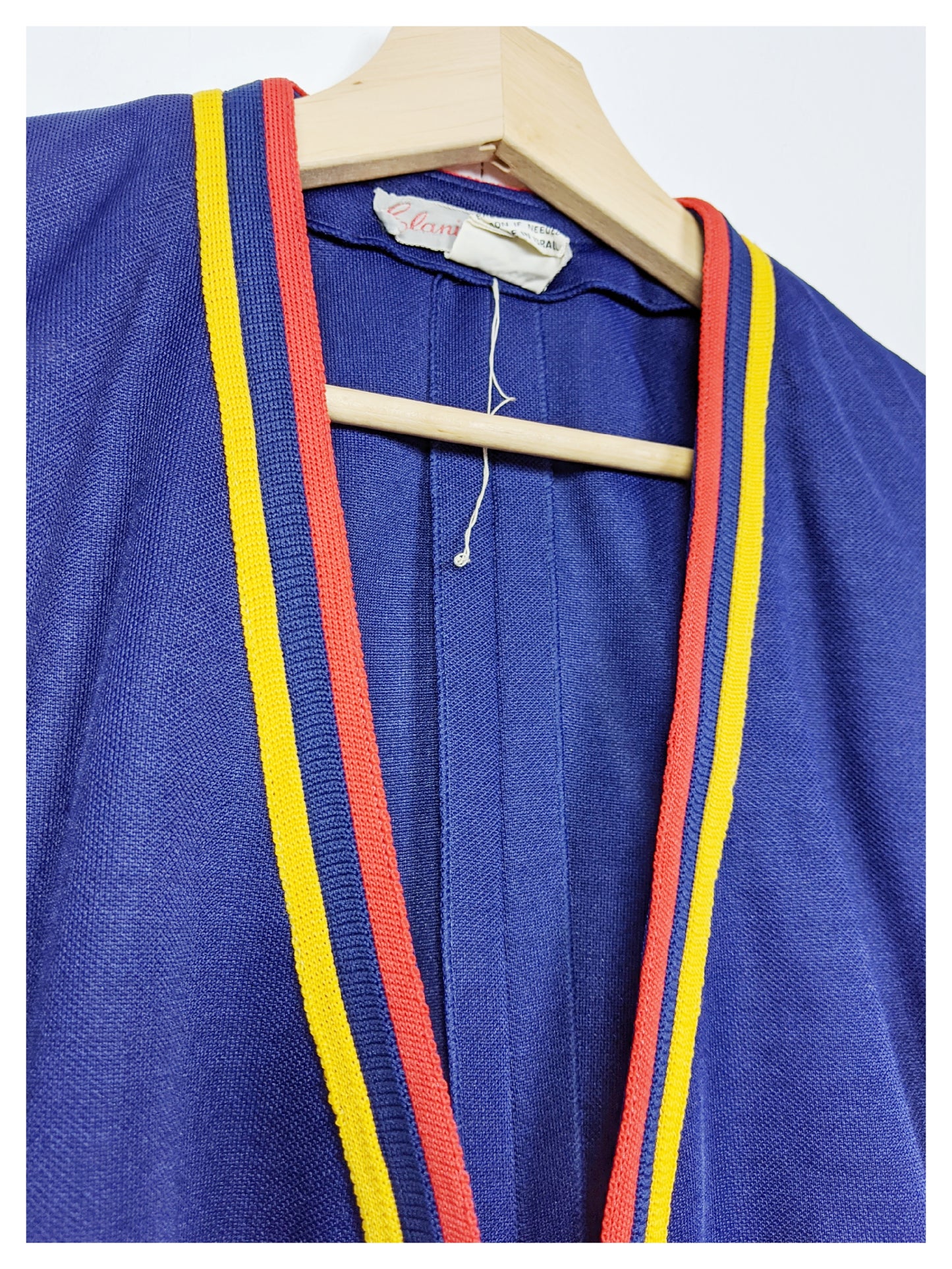 Gilet bleu à lignes 70's