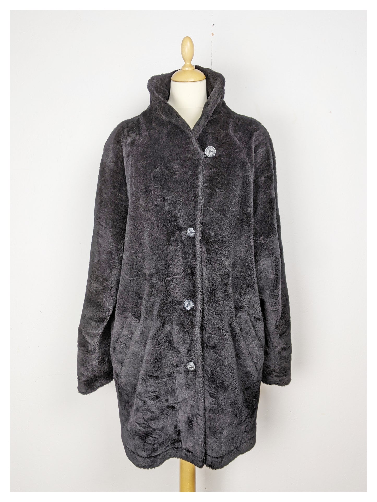 Manteau fausse fourrure noire 80's