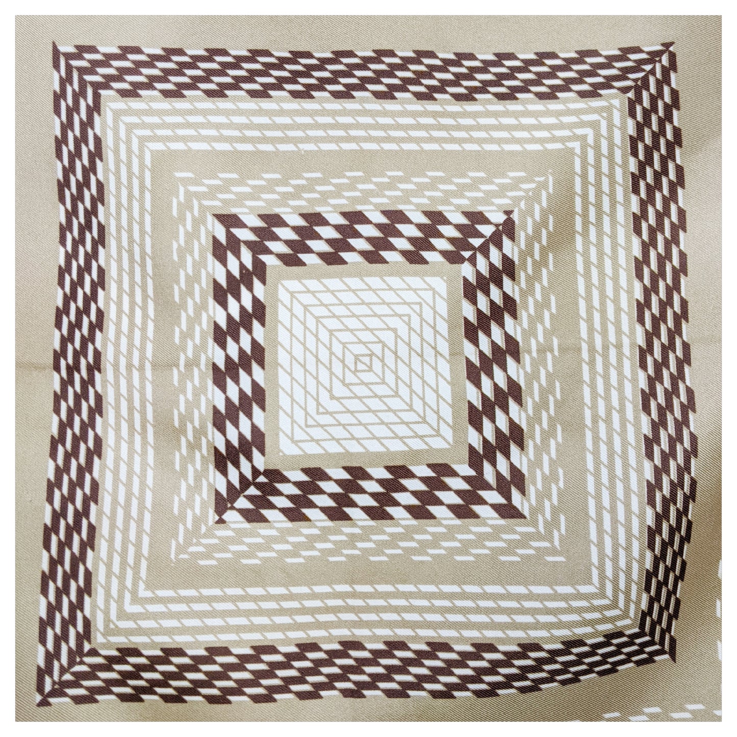 Carré Beige et marron  70s