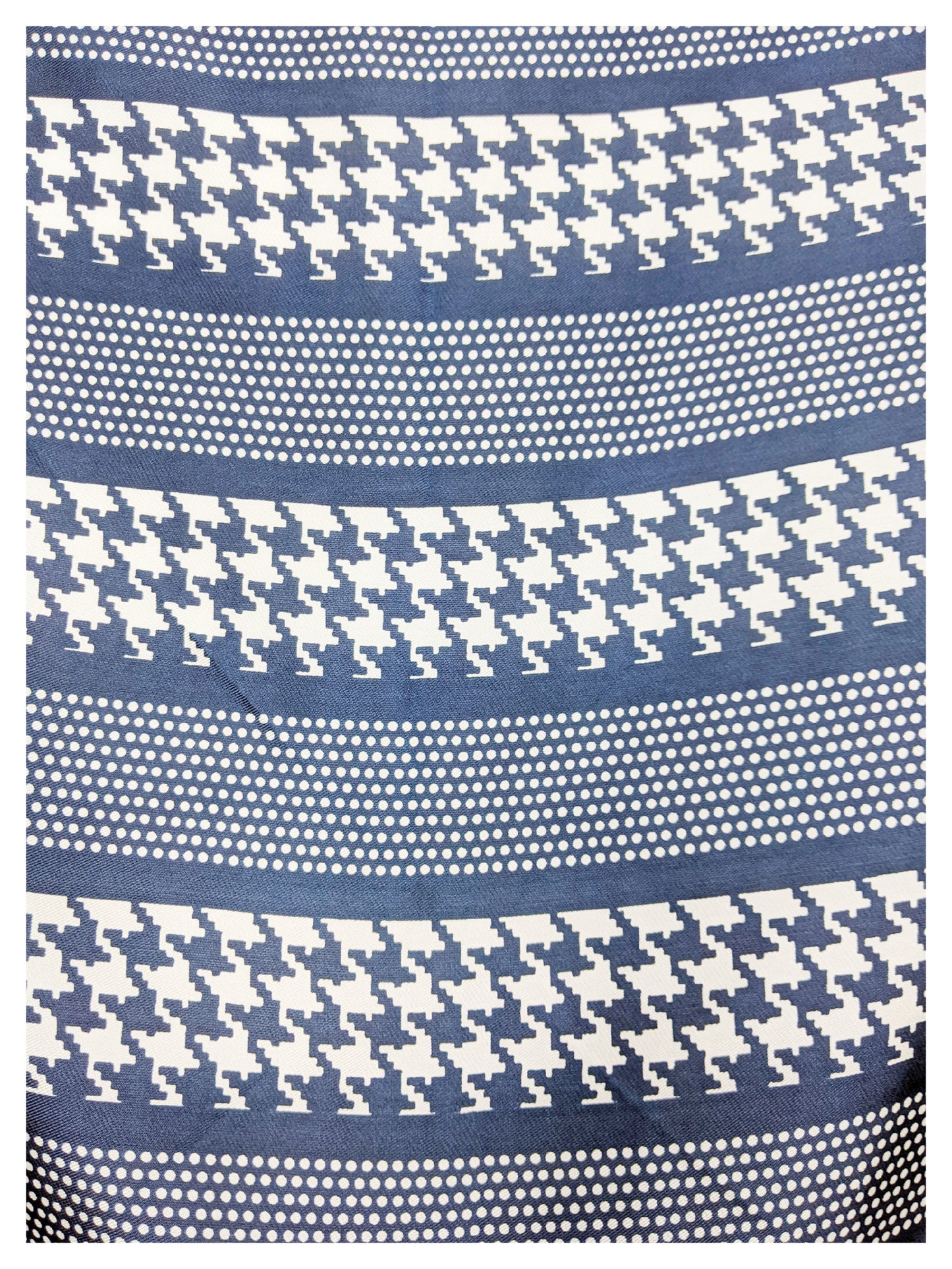 Foulard pied de poule 70s