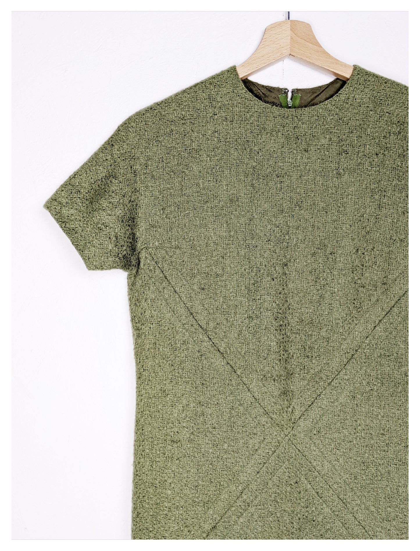 Robe droite vert olive 60s