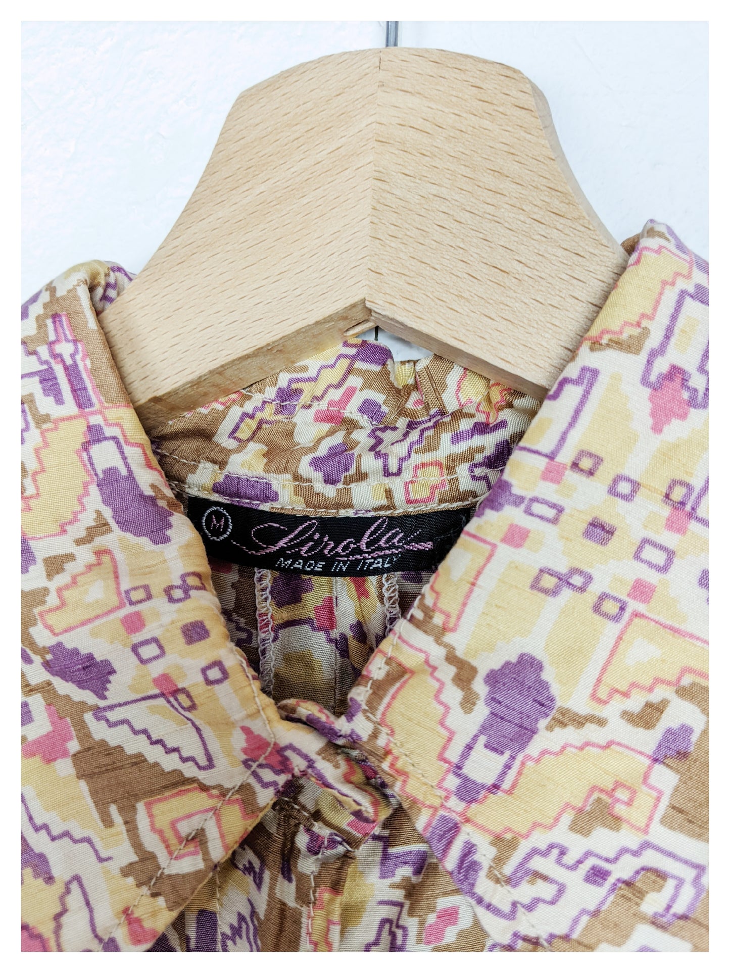 Robe à motifs en soie 70s