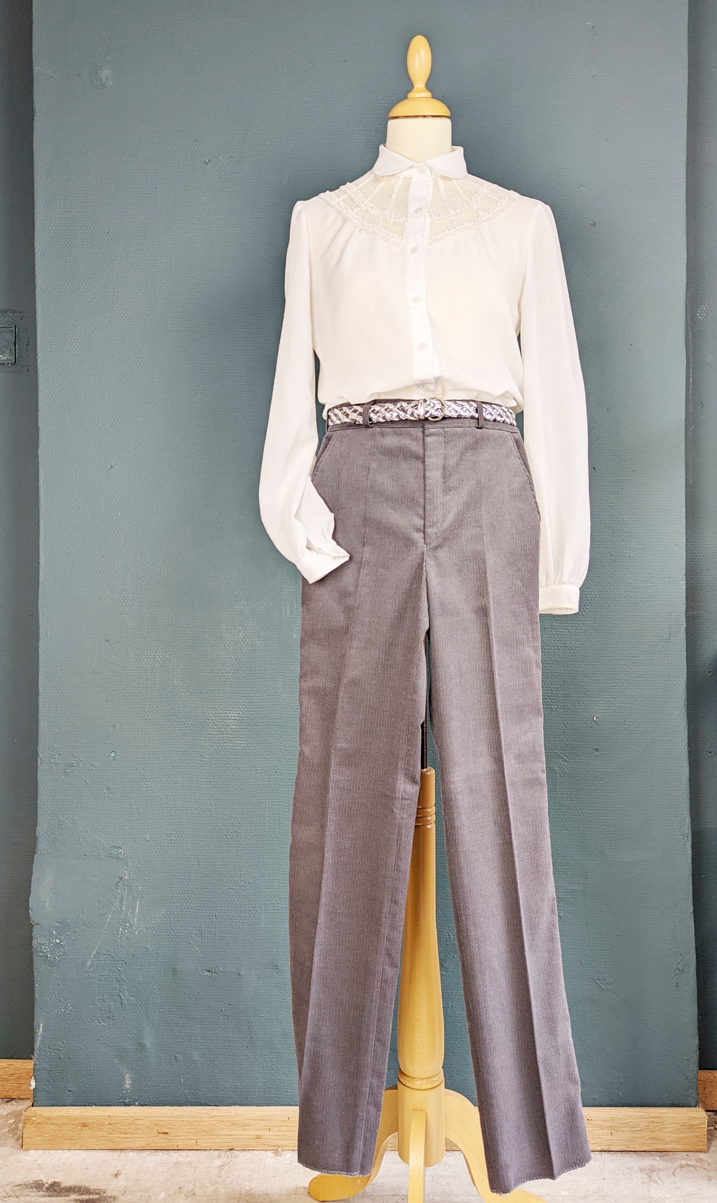 Pantalon en velours taille haute 70s