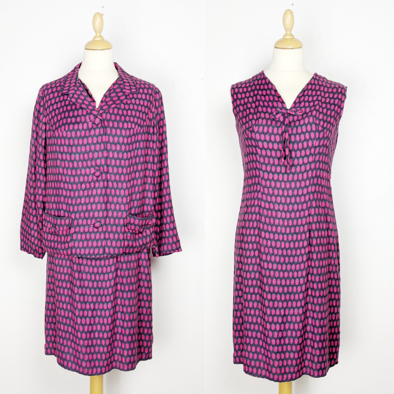 Tailleur-Robe à motifs gris/fuchsia 60s