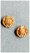 Afbeelding in Gallery-weergave laden, Boucles clips rones à fleurs et strass turquoise 50s
