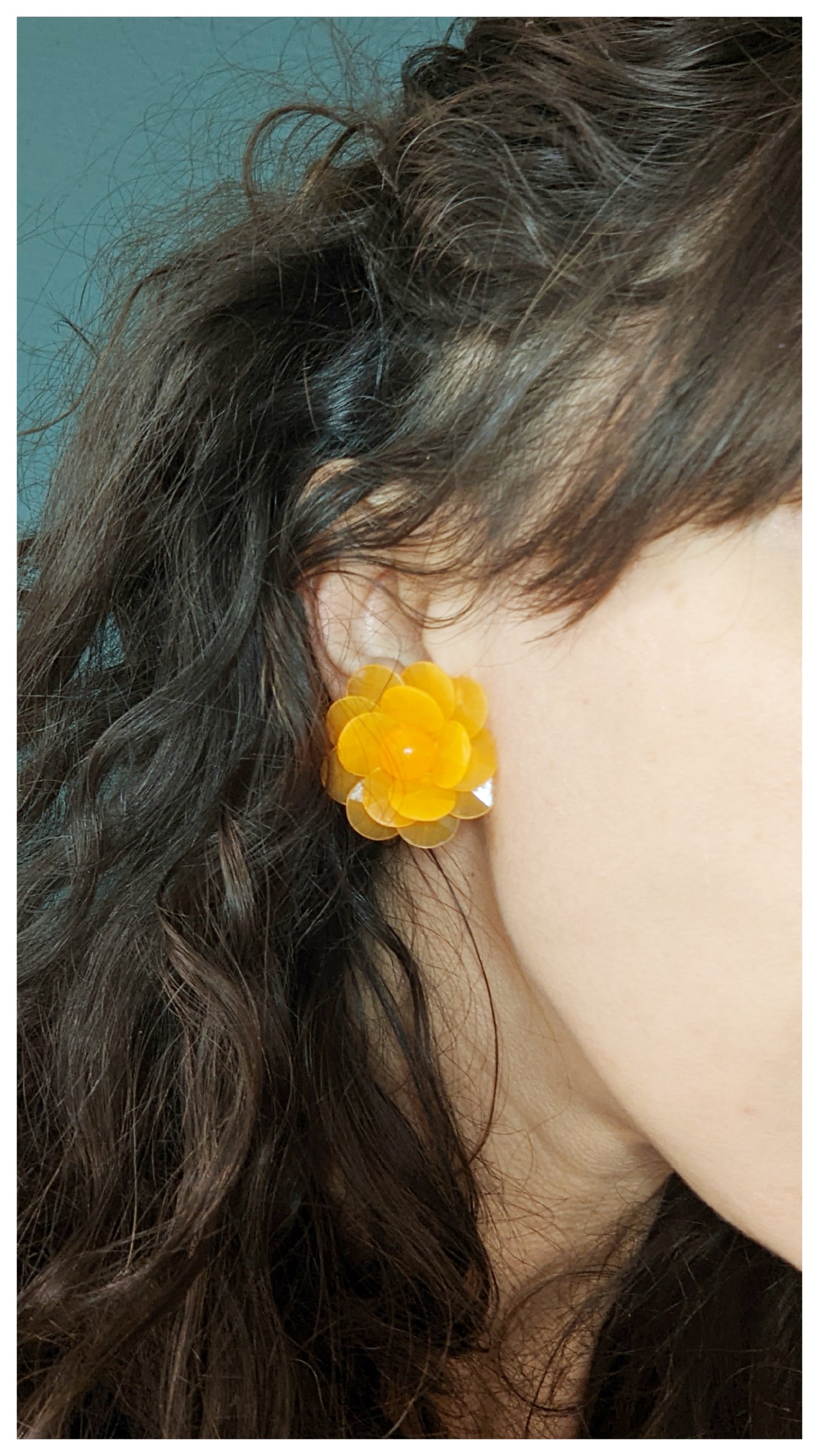 Boucles clips fleurs oranges 60s