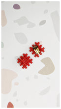 Charger l&#39;image dans la galerie, Boucles clips carré rouge 60s
