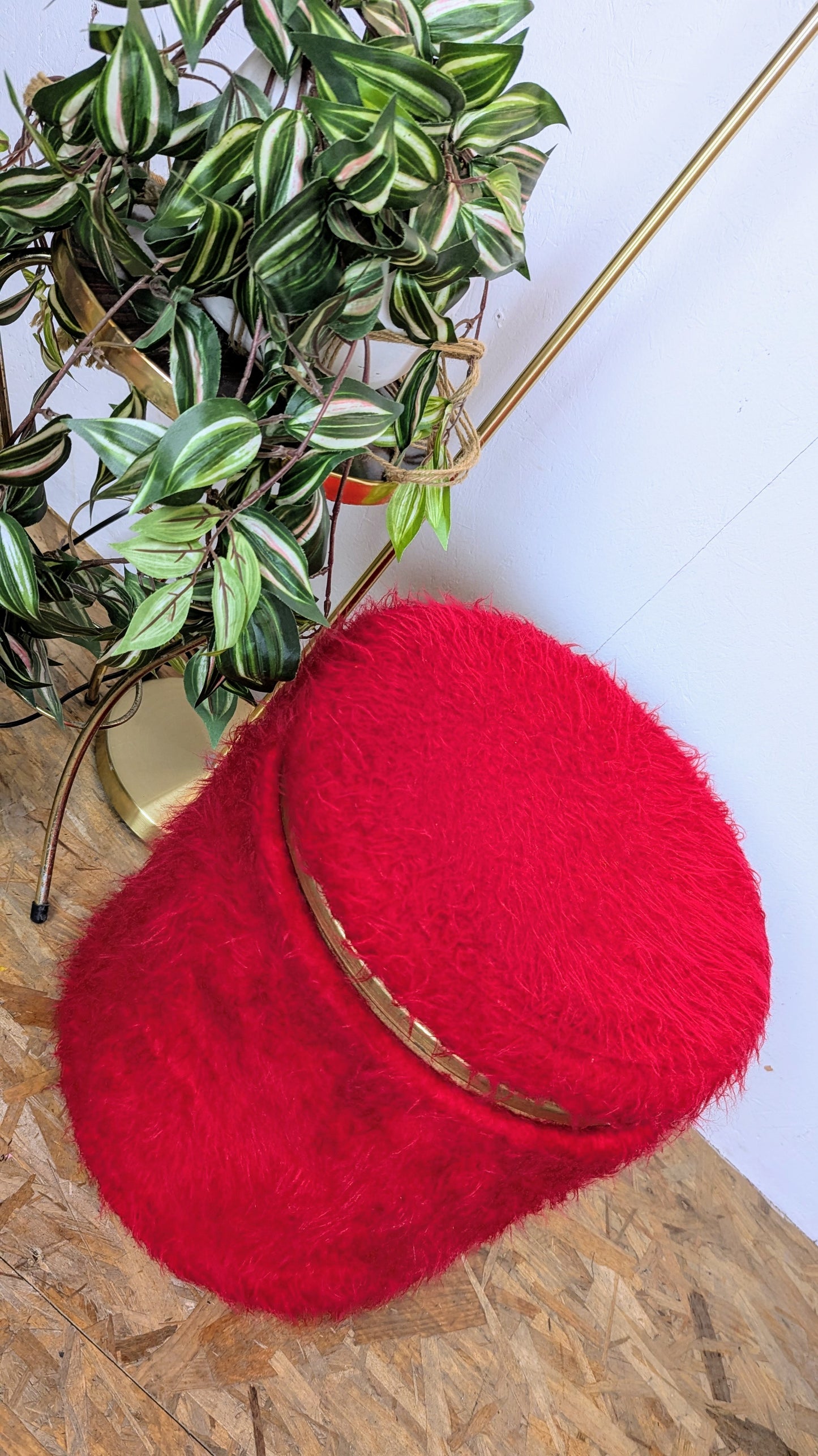 Pouf doudoune rouge 70s