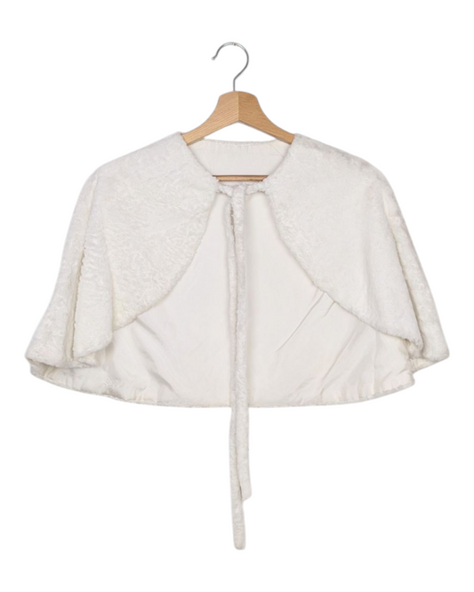 Capeline blanche 60s