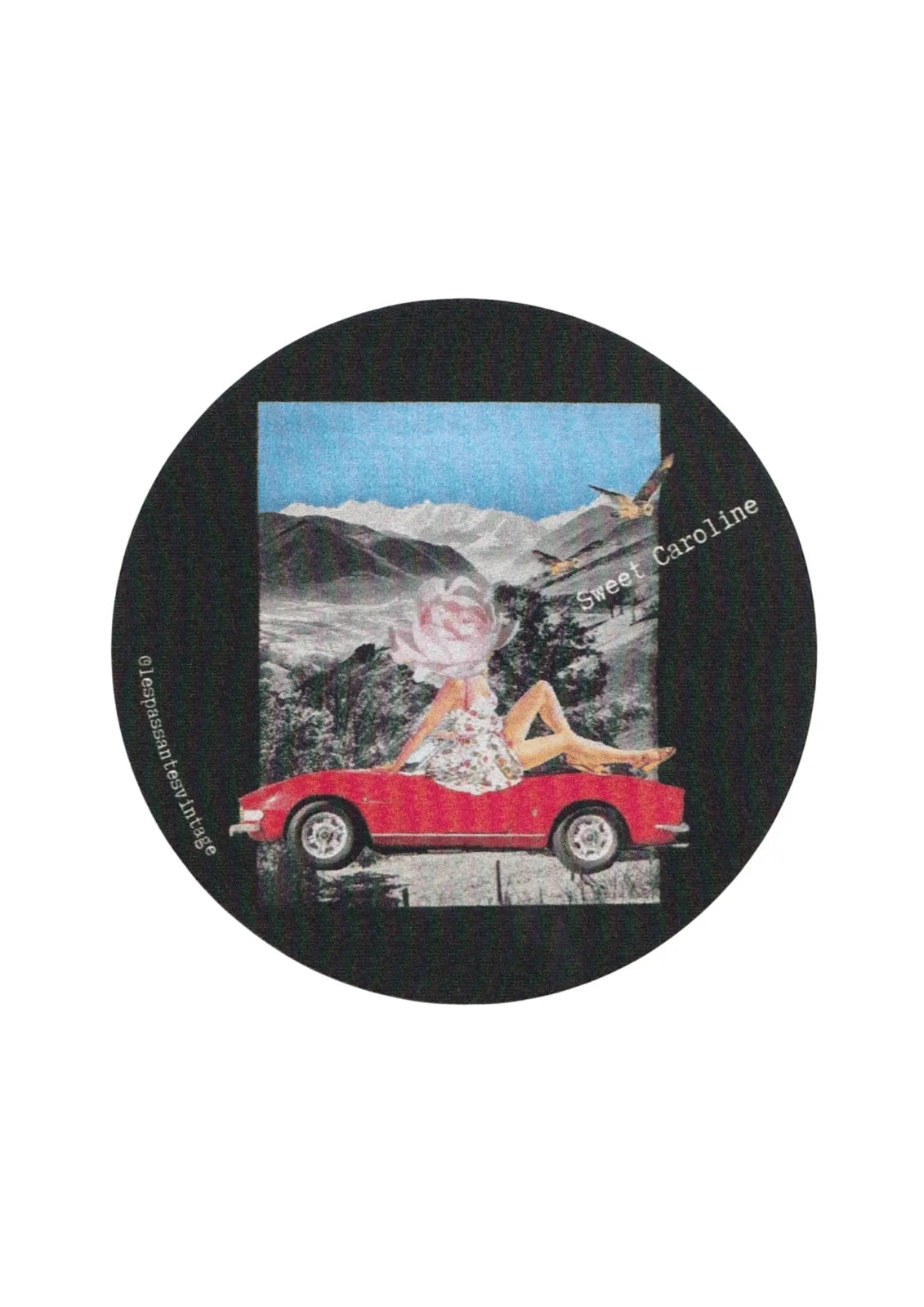 Sticker rond collage vintage femme assise sur voiture rouge devant paysage montagneux, illustration rétro sweet caroline
Take it easy