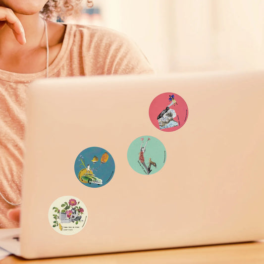 Compilation d’autocollants ronds collection Dance Hall Days Pistacchio Illu, collages vintage colorés présentés sur ordinateur portable