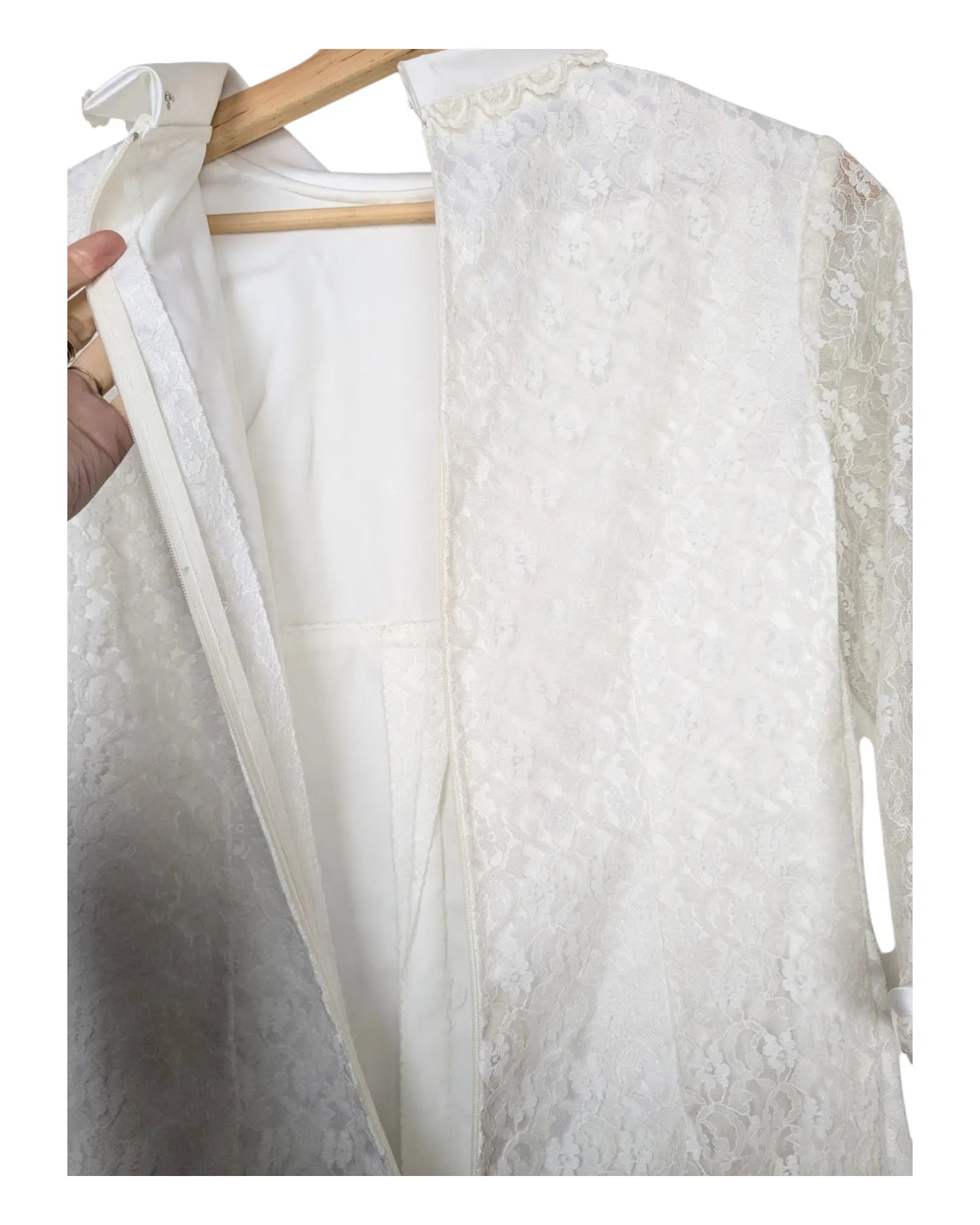 Robe de mariée vintage dentelle blanche années 60