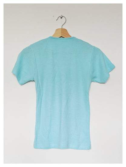 T-shirt bleu ciel 70's