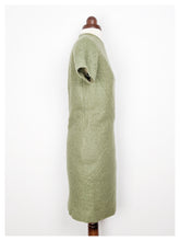 Afbeelding in Gallery-weergave laden, Robe droite vert olive 60s
